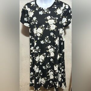 LulaRoe Carly - L NWT